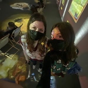 Meet your Posher, Esmé